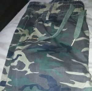 Women camo joggers